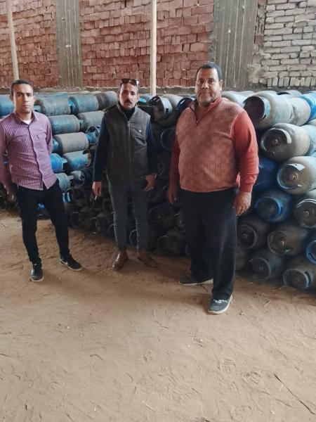 بعد شكاوى المواطنين. ضخ وتوزيع ”٦٩٠٠٠” اسطوانة بوتاجاز منزليه لجميع مراكز وقري محافظة سوهاج