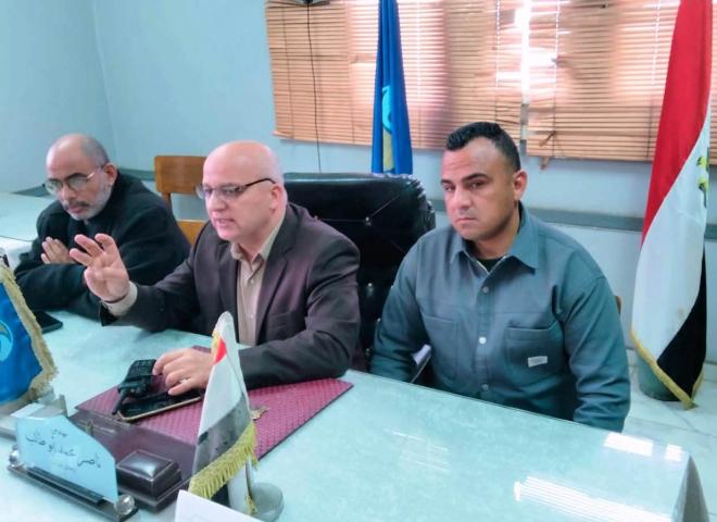 وكيل زراعة البحيرة ينجح فى حل مشكلة الصرف الزراعى  بقرية بلقطر بمركز أبو حمص