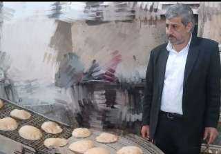 ضبط عدد (2) مخبز بالدلنجات  قاما بالتصرف في كمية من الدقيق البلدي قدرها (19 شيكارة) عن طريق بيعها في السوق السوداء لتحقيق أرباح غير مشروعة.