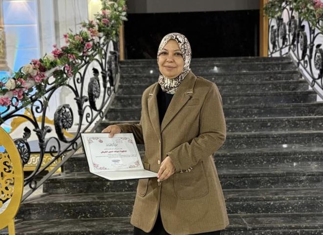 وكيل الوزارة يكرم الدكتورة ميرڤت حسين مدير الإدارة الصحية بحوش عيسى