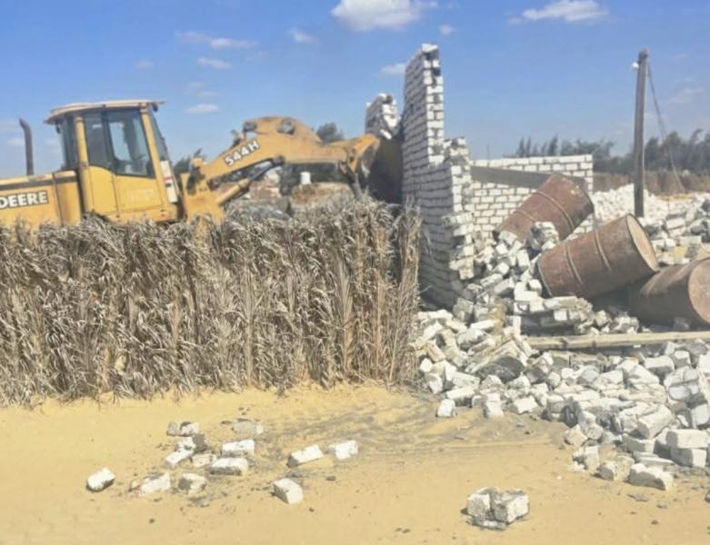 إزالة ٥١ حالة تعدٍ على المباني بإجمالي مساحة ٩٢٥٦ م² و ٤ حالات تعدٍ على الأراضي الزراعية ضمن الموجة (٢٨) للإزالات