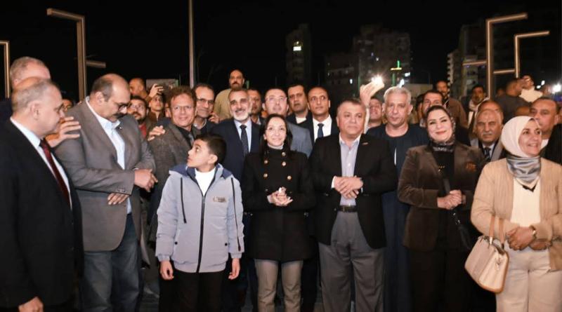 محافظ البحيرة تفتتح ميدان المحطة أكبر ميادين المحافظة عقب تطويره وسط فرحة وإشادة من المواطنين