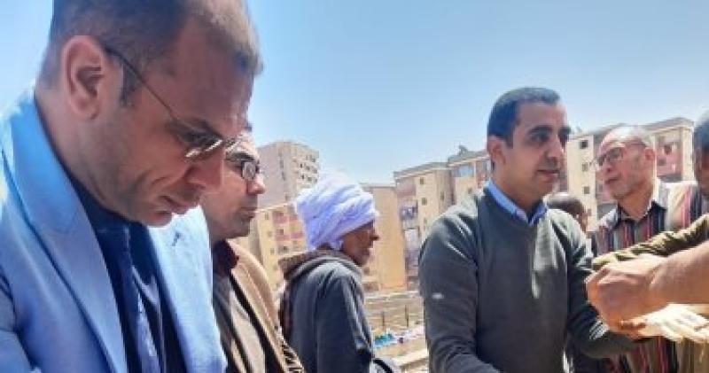 مدير الطب البيطرى بسوهاج يوضح ”مخاطر  تناول جلد الفراخ