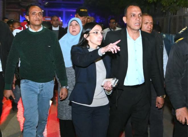 محافظ البحيرة تقود حملة مكبرة بشوارع دمنهور لمتابعة الالتزام بمواعيد الغلق وتطبيق إجراءات ترشيد استهلاك الكهرباء