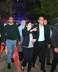 محافظ البحيرة تقود حملة مكبرة بشوارع دمنهور لمتابعة الالتزام بمواعيد الغلق وتطبيق إجراءات ترشيد استهلاك الكهرباء