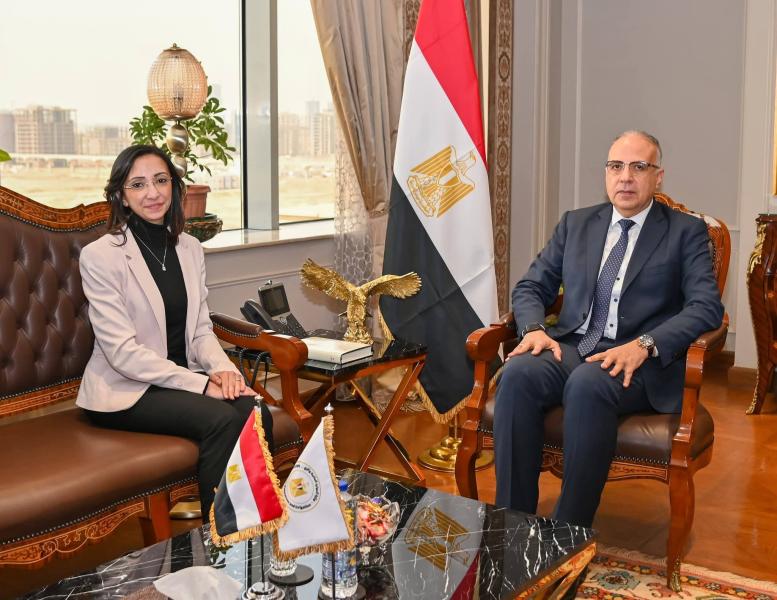 وزير الموارد المائية والري ومحافظ البحيرة يناقشان تعزيز التعاون المشترك، ويبحثان حالة المنظومة المائية بمحافظة البحيرة