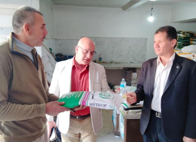 ” وكيل زراعة البحيرة  ” يتابع منافذ بيع التقاوى من الذرة والأرز الواردة لمخازن الإرشاد الزراعى بالمديرية والمراكز استعدادا للموسم الصيفى