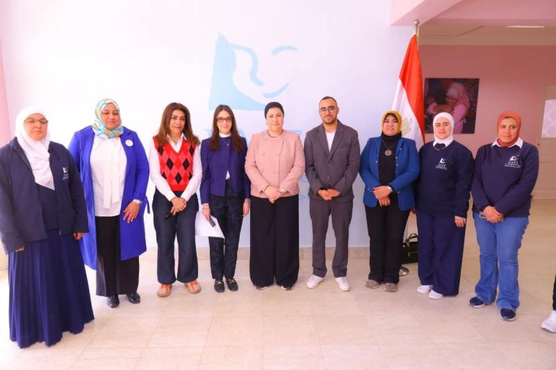 رئيسة المجلس القومي للطفولة والأمومة تتفقد مركز فيس للكفالة بـ١٥ مايو بحضور مساعدة وزيرة التضامن الاجتماعي