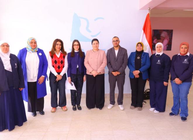 رئيسة المجلس القومي للطفولة والأمومة تتفقد مركز فيس للكفالة بـ١٥ مايو بحضور مساعدة وزيرة التضامن الاجتماعي
