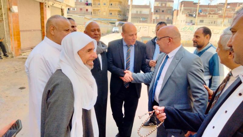 ” وكيل زراعة البحيرة ” يتفقد أقسام الإدارة الزراعية بأبو المطامير