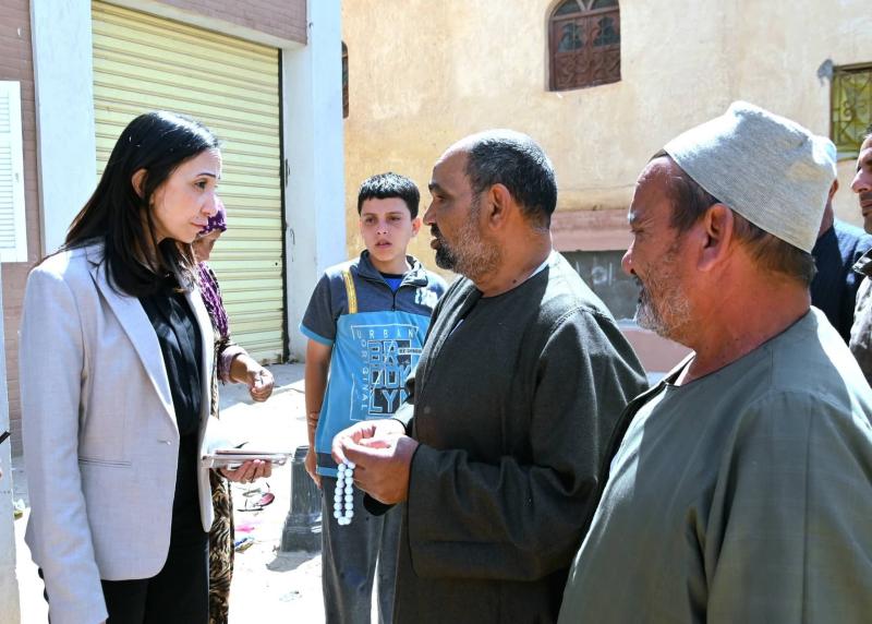 خلال جولة مفاجئة لمحافظ البحيرة ...   تكليف زراعة البحيرة بمراجعة مجمع الخدمات الزراعية بقرية نديبة بمركز دمنهور وإتخاذ إجراءات عاجلة للتطوير