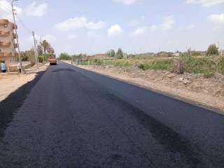 متابعة ميدانية لمشروعات البنية التحتية بالبحيرة ..   رصف طريقين بالرحمانية بطول 2.9 كم لتحسين السيولة المرورية