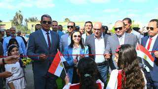محافظ البحيرة تفتتح منفذاً سلعياً بالنوبارية والذي يضم سلع غذائية وملابس ومفروشات بمشاركة عدد من كبرى الشركات والعارضين