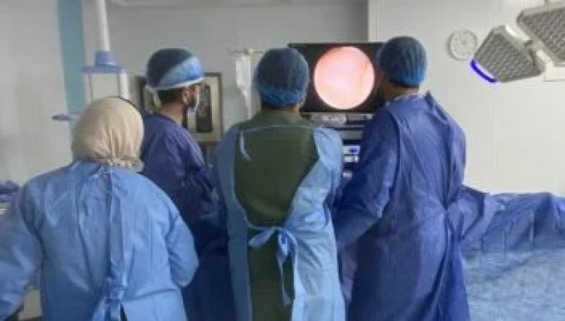 إجراء أول جراحة دقيقة بمنظار مفاصل الرسغ والكوع بمستشفيات سوهاج الجامعية