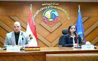 محافظ البحيرة تؤكد الإلتزام بإجراءات ترشيد إستهلاك الكهرباء وإستمرار العمل عن بعد يوم الأحد من كل أسبوع طوال مايو الجاري
