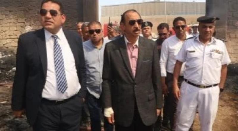 محافظ سوهاج ومدير الأمن يتابعان تداعيات حريق مصنع لحلج الأقطان بطهطا