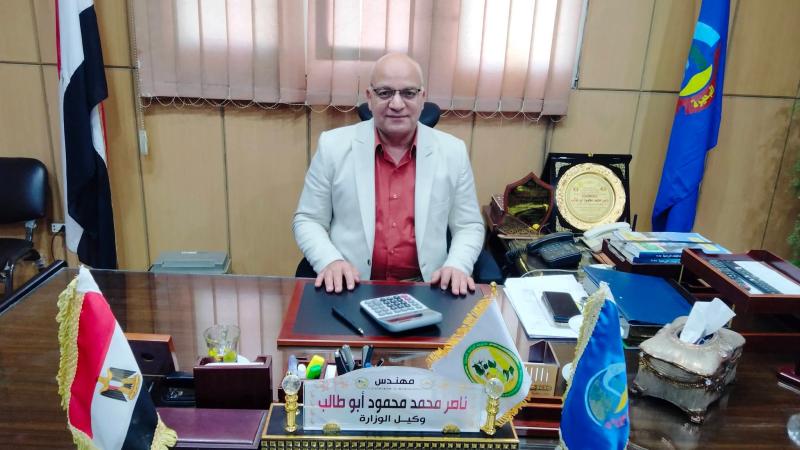 زراعة البحيرة تتابع عمليات الخلط بالجمعيات الزراعية