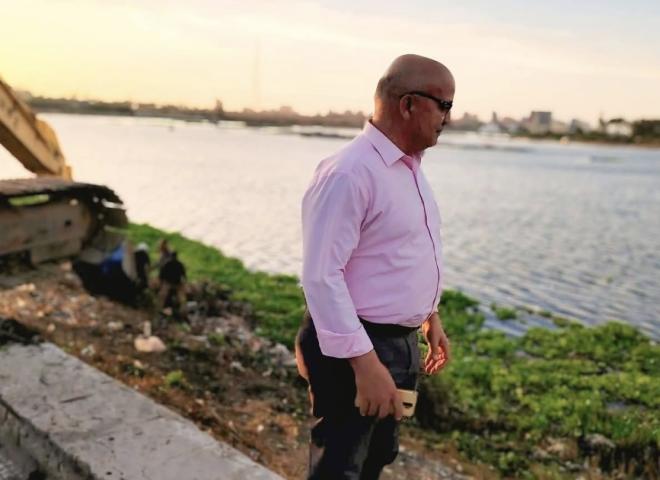 وكيل وزارة الزراعة بالبحيرة يتابع أعمال التطهير والجميل بمدينة رشيد