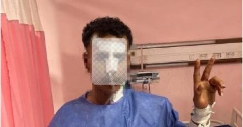 معجزة طبية جديدة بسوهاج الجامعي.. نجاه شاب من إصابات نافذة بالقلب والبطن
