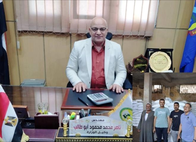 مدير إدارة ايتاى البارود الزراعية يتابع وصول الأسمدة