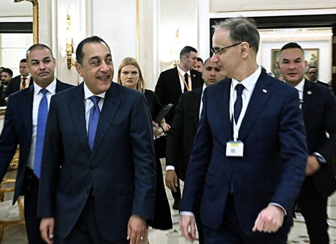 بالإنابة عن فخامة السيد الرئيس:  رئيس الوزراء يفتتح فعاليات النسخة الخامسة من المعرض والمؤتمر الطبي  الأفريقي