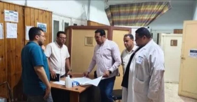 زيارة مفاجئة لوكيل الصحة بسوهاج لمستشفى العسيرات والمنشاة لمتابعة العمل