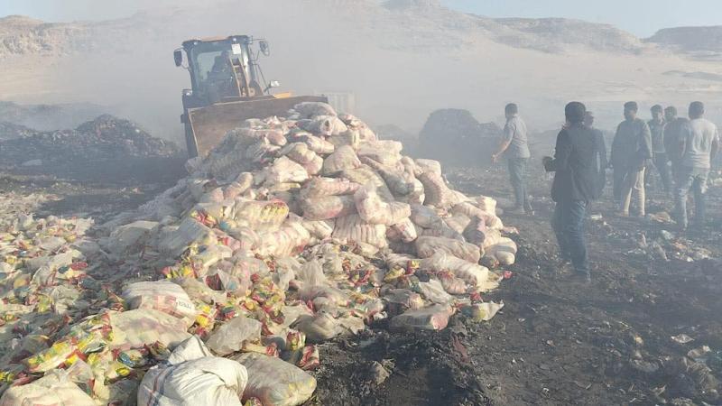 تموين سوهاج يُعدم 39 طن أرز وسكر فاسد بالجبل الغربي