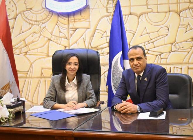 محافظ البحيرة تعقد اللقاء الدوري مع أعضاء مجلسي النواب والشيوخ