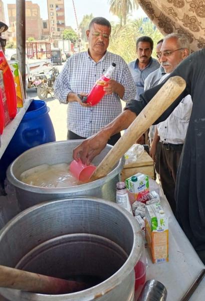 حملة مكبرة لضبط الأسواق : إعدام أغذية غير صالحة وغلق 3 محلات غير مرخصة بجرجا