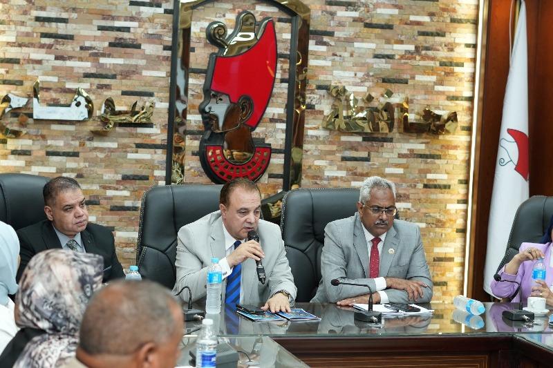 محافظة سوهاج تستعرض تجربتها المؤسسية لدمج ذوي الهمم بجائزة مصر للتميز الحكومي
