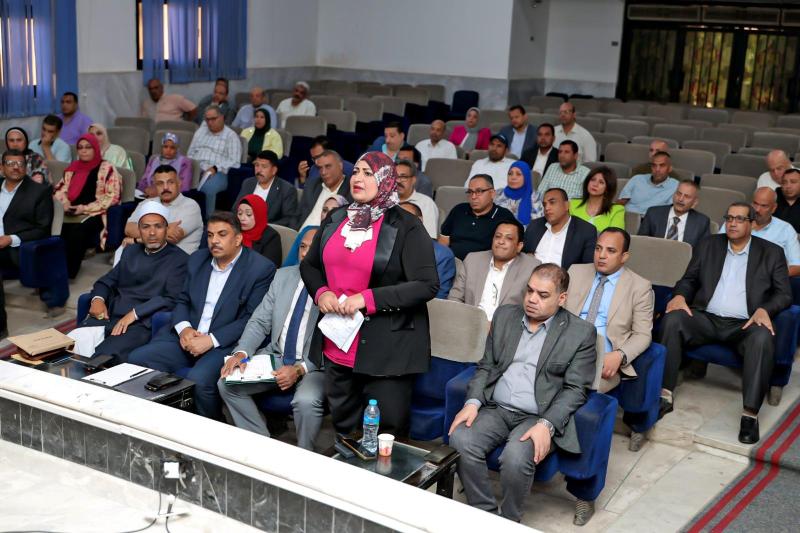 محافظ سوهاج: موافقة الرئيس السيسي على منحة 10 ملايين دولار تعزز مسيرة التنمية بالمحافظة