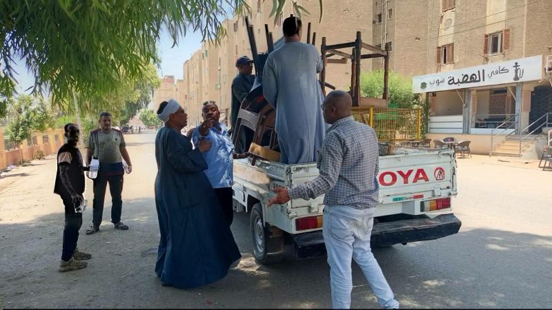 حملة صباحية مكبرة لإزالة الإشغالات وإعادة الانضباط لشوارع مدينة جرجا