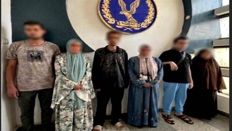 طالب من ذوي الهمم يكشف حقيقة قيام أشقائه بطرده من المنزل وحرمانه من نصيبه في ميراث والده بسوهاج.