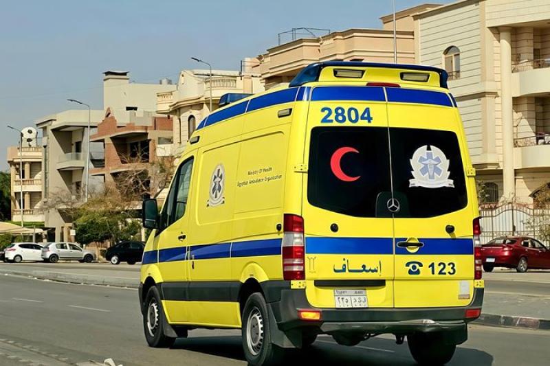 قـ.ـتل زوجته داخل الشقة.. ثم خرج للشارع وأنهـ..ـى حيـاة شابين بمساكن الشوش بسوهاج