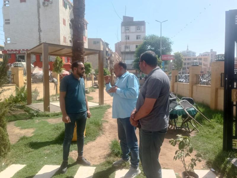محافظ سوهاج يُحيل واقعة طرد سيدة من حديقة عامة للتحقيق ويؤكد: الدخول مجانا