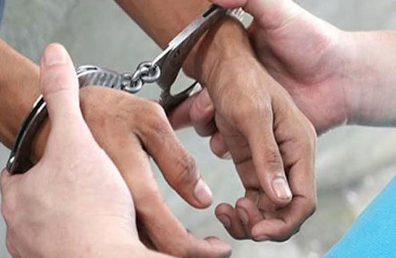 ضربة أمنية قوية ... القبض على تاجر مخدرات وبحوزته كيلو شابو وقطع حشيش بمركز سوهاج
